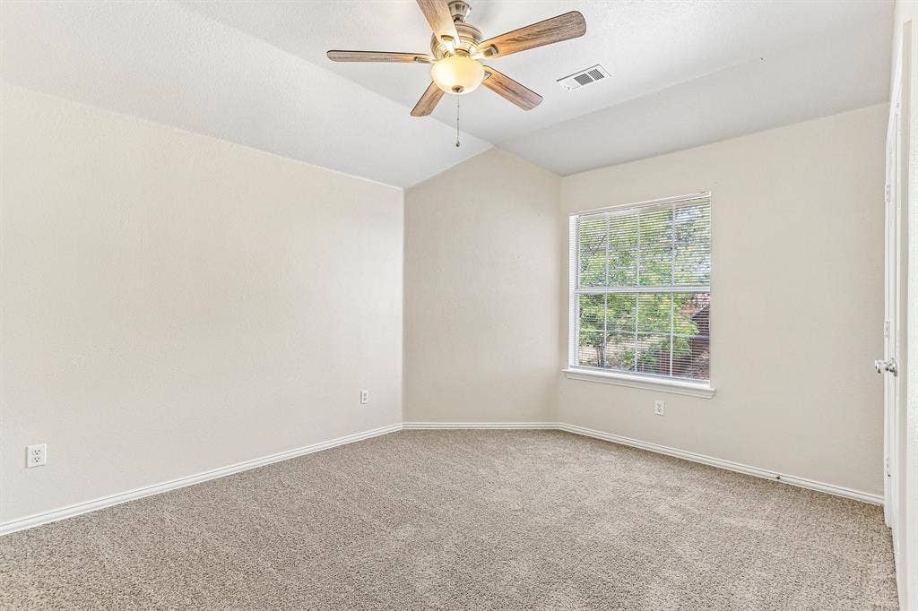 1809 Morning Glory Drive, Corinth, TX 76210