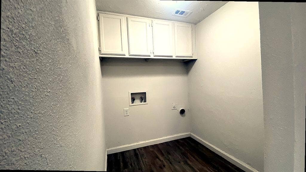 6019 Ridgecrest Road, #204B, Dallas, TX 75231 6019 Ridgecrest Road, #204B, Dallas, TX 75231