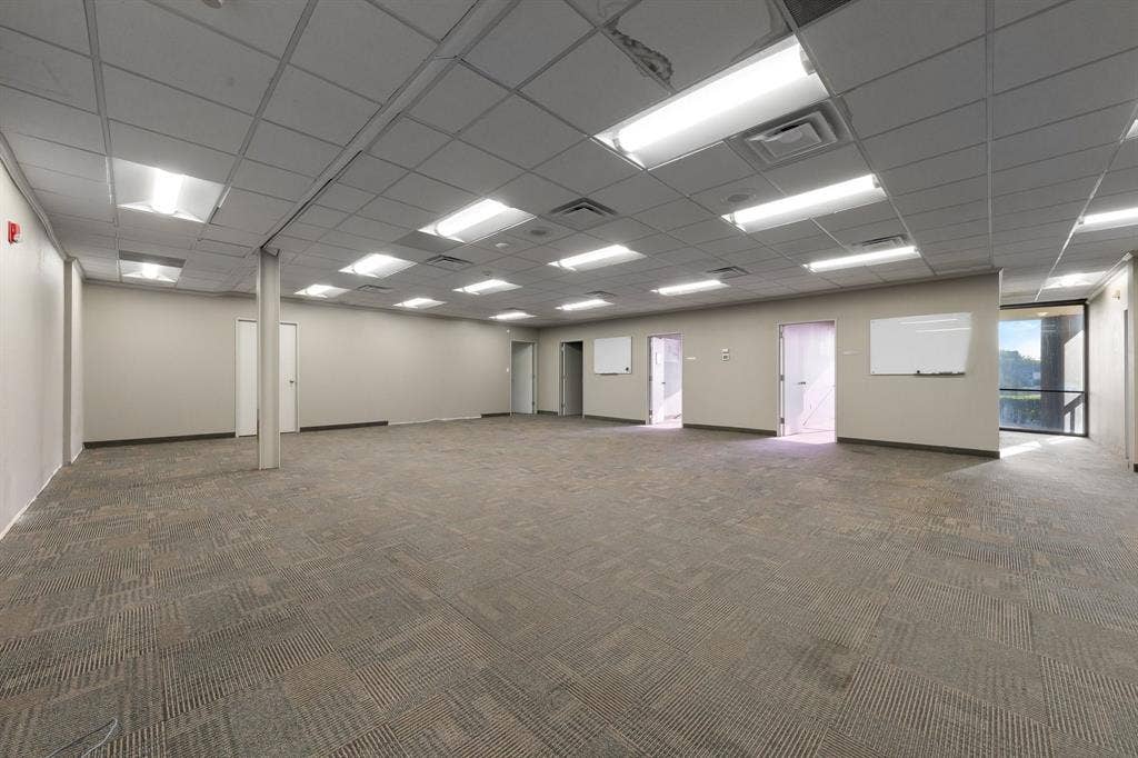 1701 W Walnut Hill Lane, #100, Irving, TX 75038 Training or Conference Room Space
