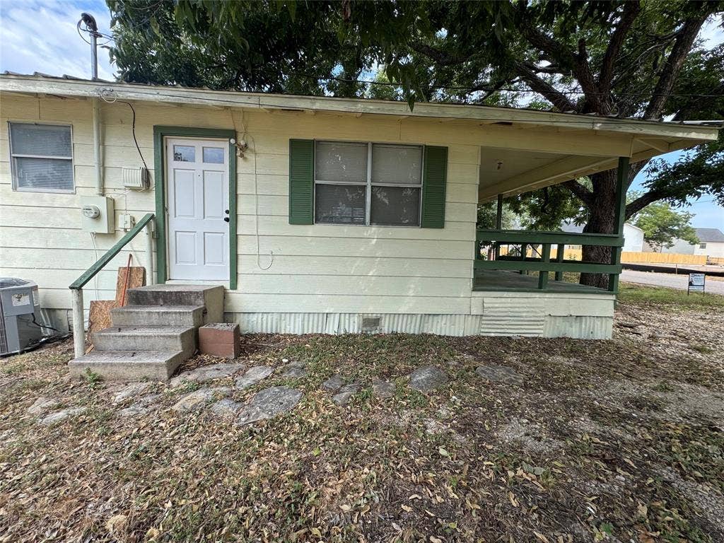 2715 S 2nd Street, Waco, TX 76706 2715 S 2nd Street, Waco, TX 76706