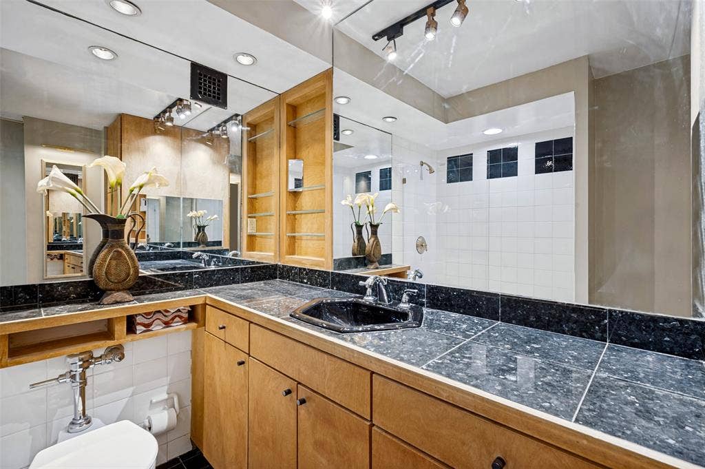 3883 Turtle Creek Boulevard, #411, Dallas, TX 75219 3883 Turtle Creek Boulevard, #411, Dallas, TX 75219