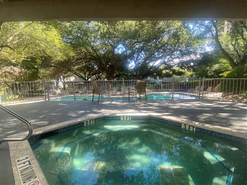 3883 Turtle Creek Boulevard, #411, Dallas, TX 75219 view from hot tub