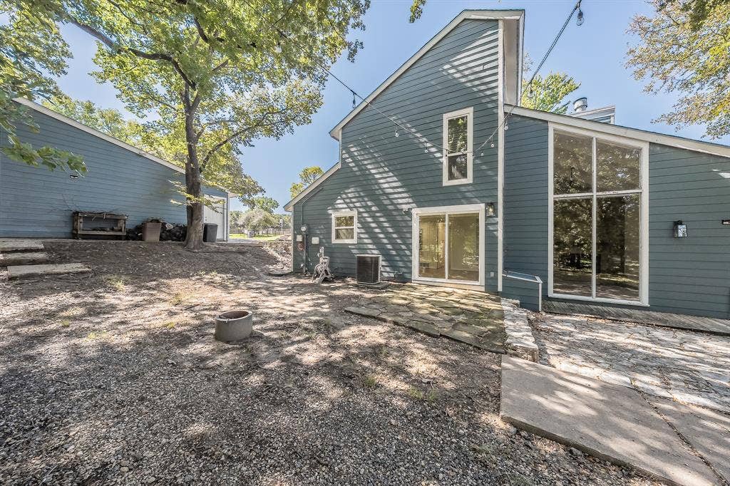508 Harbor Drive S, Azle, TX 76020