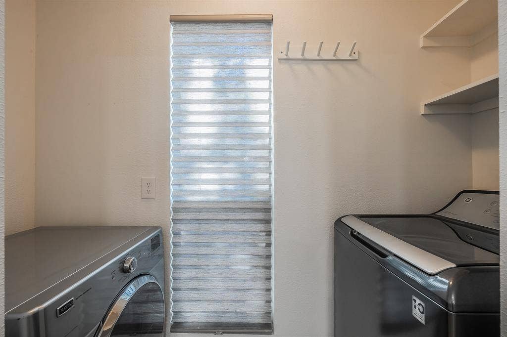508 Harbor Drive S, Azle, TX 76020