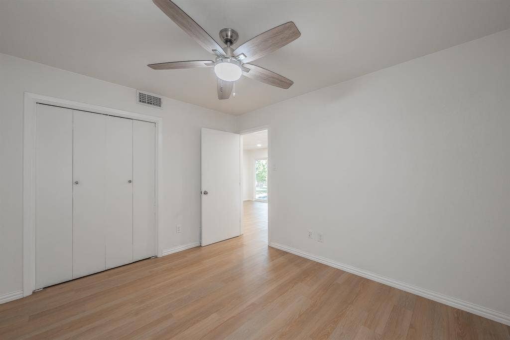 508 Harbor Drive S, Azle, TX 76020