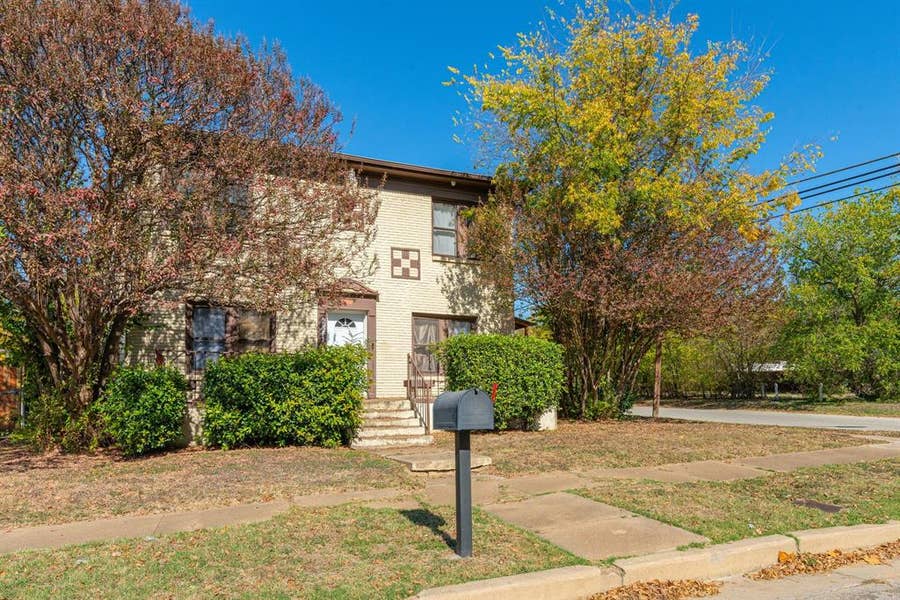 Property photo for 2841 Avenue H, Fort Worth, TX