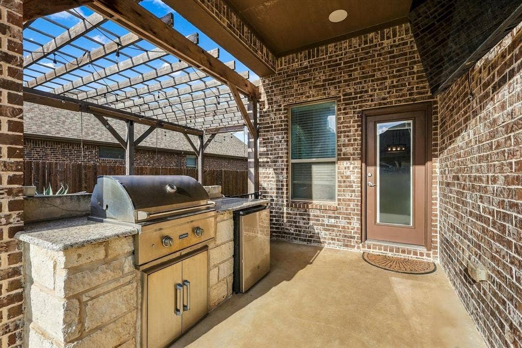 Patio with Outdoor Kitchen