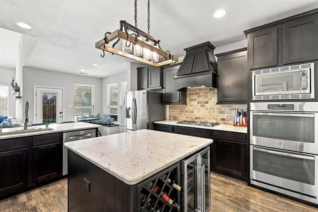 Double Oven and Gas Cooktop