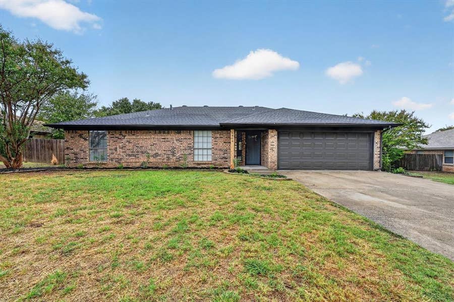 Property photo for 6804 Fair Meadows Drive, North Richland Hills, TX