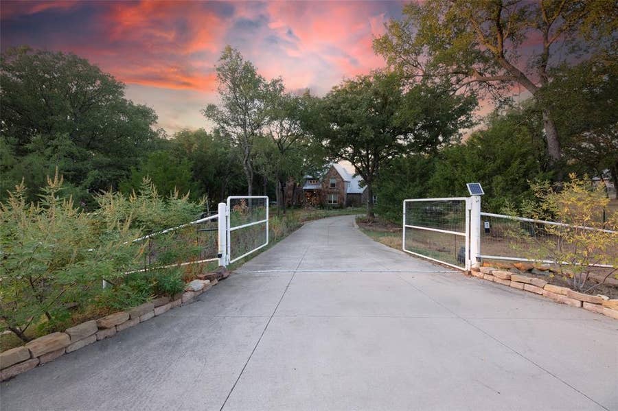 Property photo for 760 Amber Lane, Little Elm, TX