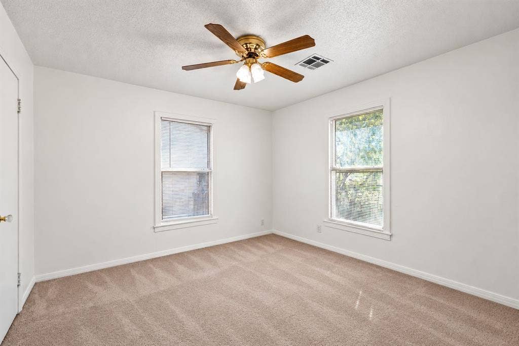 905 S Tyler, McGregor, TX 76657 Enhanced by AI