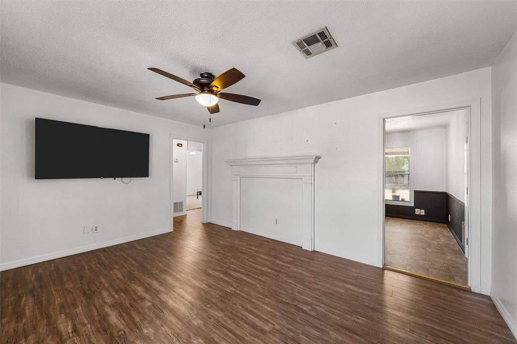 905 S Tyler, McGregor, TX 76657 905 S Tyler, McGregor, TX 76657