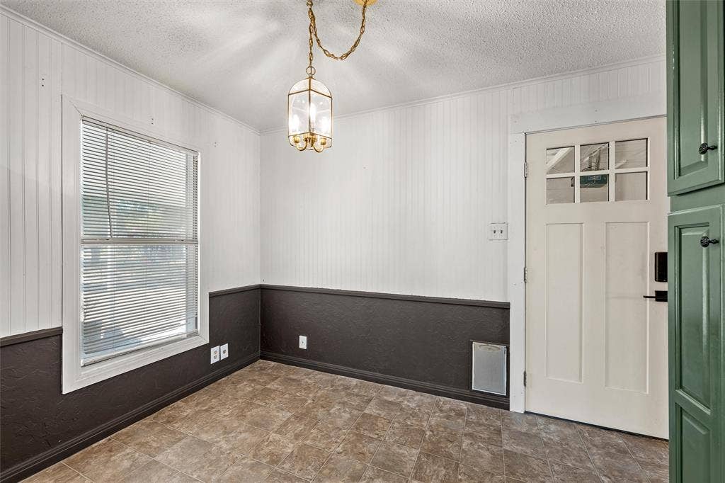 905 S Tyler, McGregor, TX 76657 905 S Tyler, McGregor, TX 76657