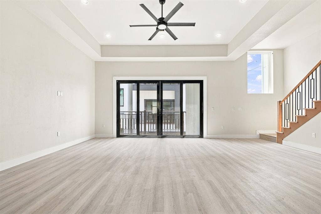 4909 Elysian Street, #D, Houston, TX 77009 Living Room