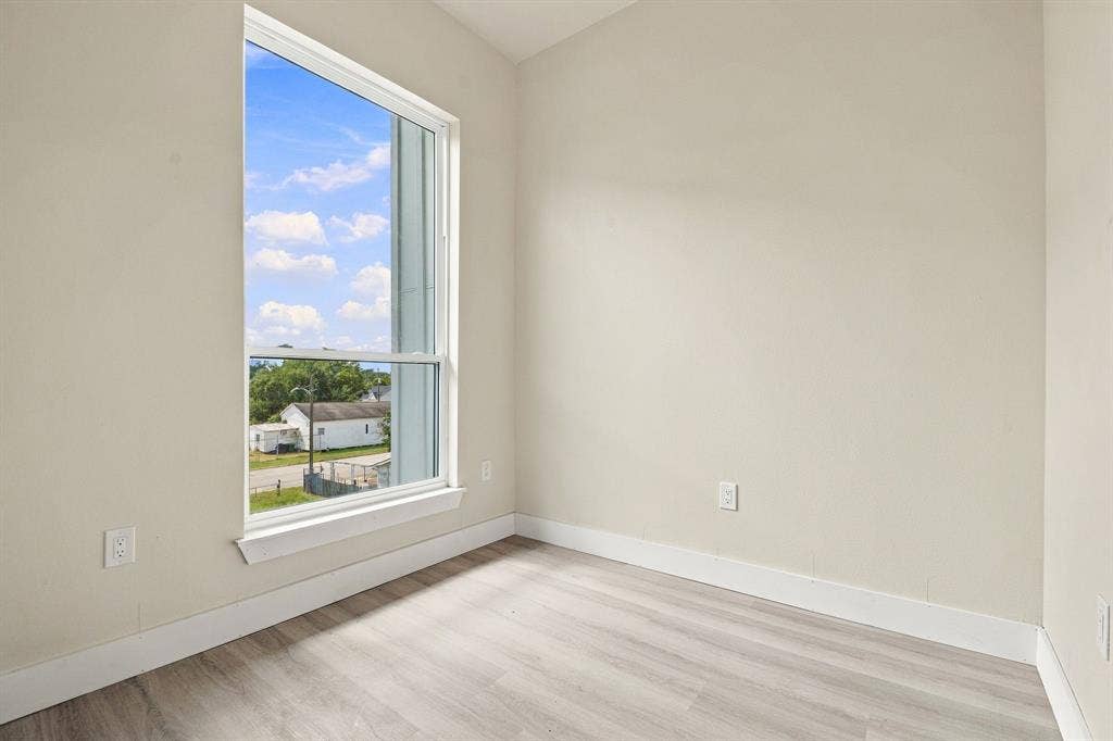 4909 Elysian Street, #D, Houston, TX 77009 Flex Room