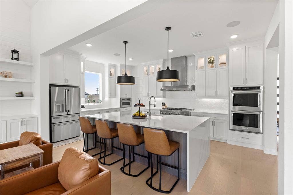 1708 Breezy Brook Lane, Argyle, TX 76226 Gourmet Kitchen