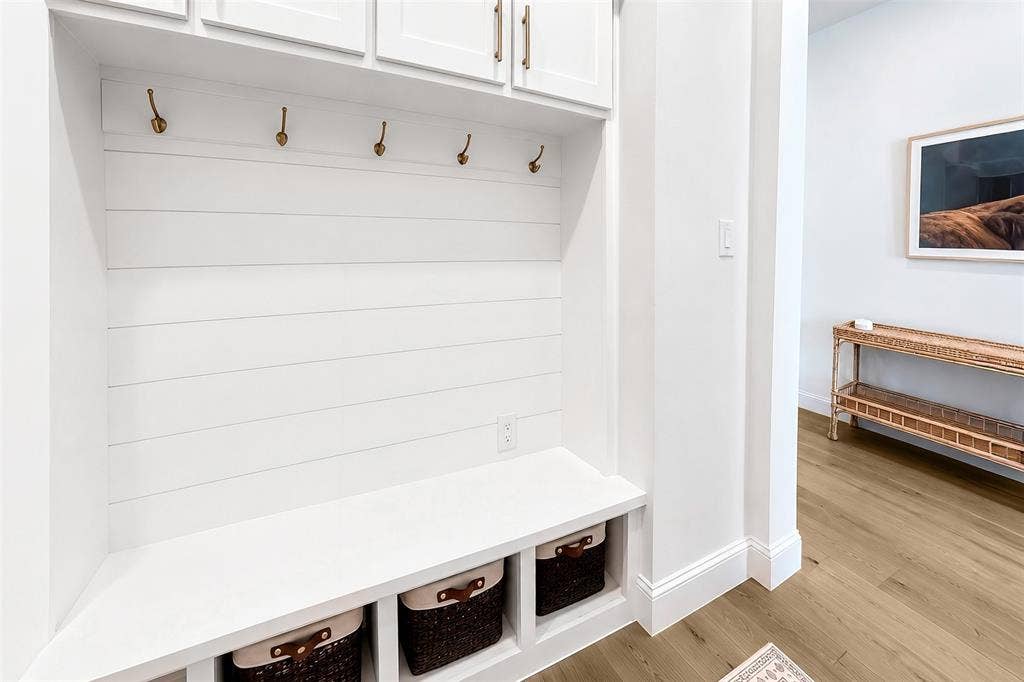 1708 Breezy Brook Lane, Argyle, TX 76226 Mud Room/Drop Zone