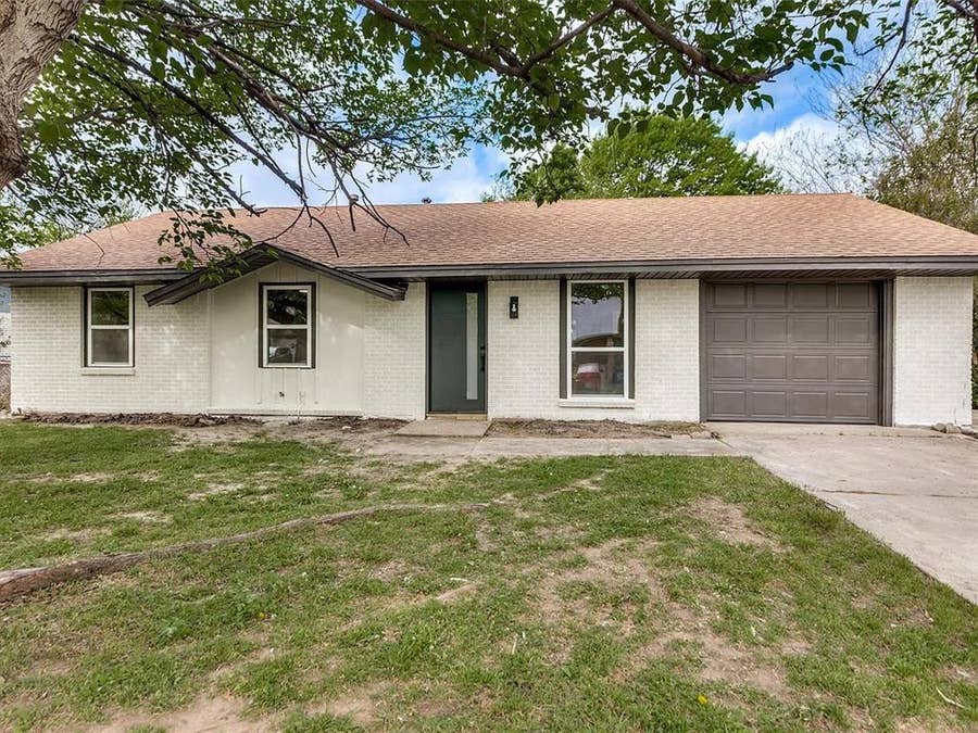 Property photo for 3716 Clotell Drive, Fort Worth, TX