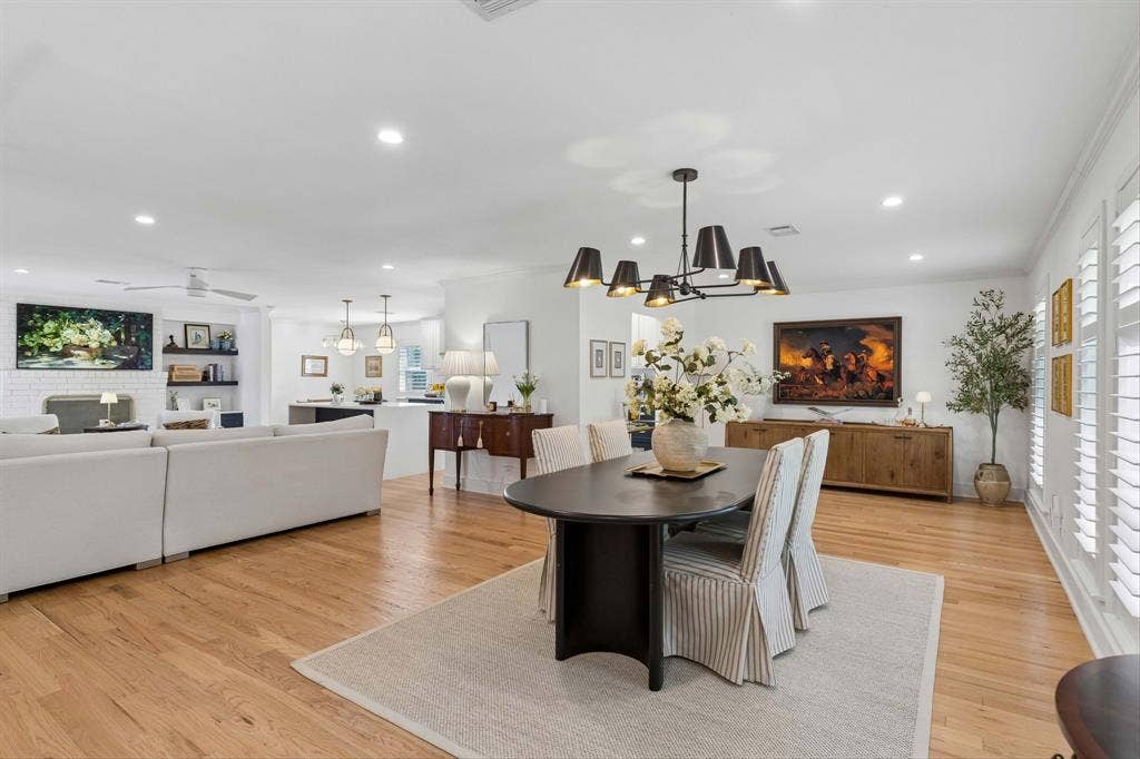 6120 Berwyn Lane, Dallas, TX 75214 6120 Berwyn Lane, Dallas, TX 75214