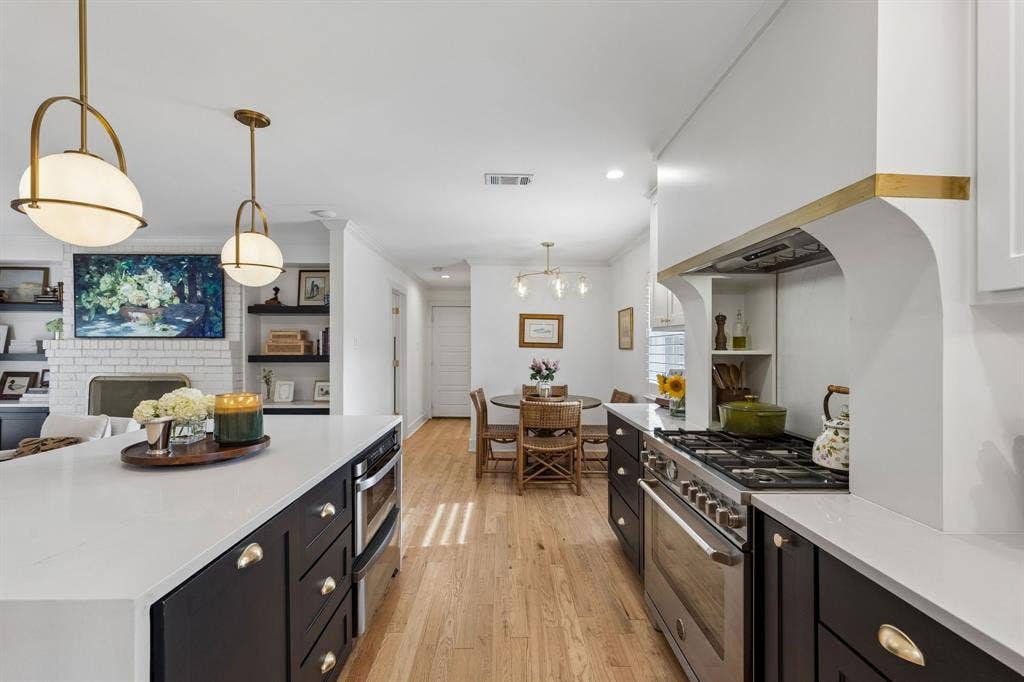 6120 Berwyn Lane, Dallas, TX 75214 6120 Berwyn Lane, Dallas, TX 75214