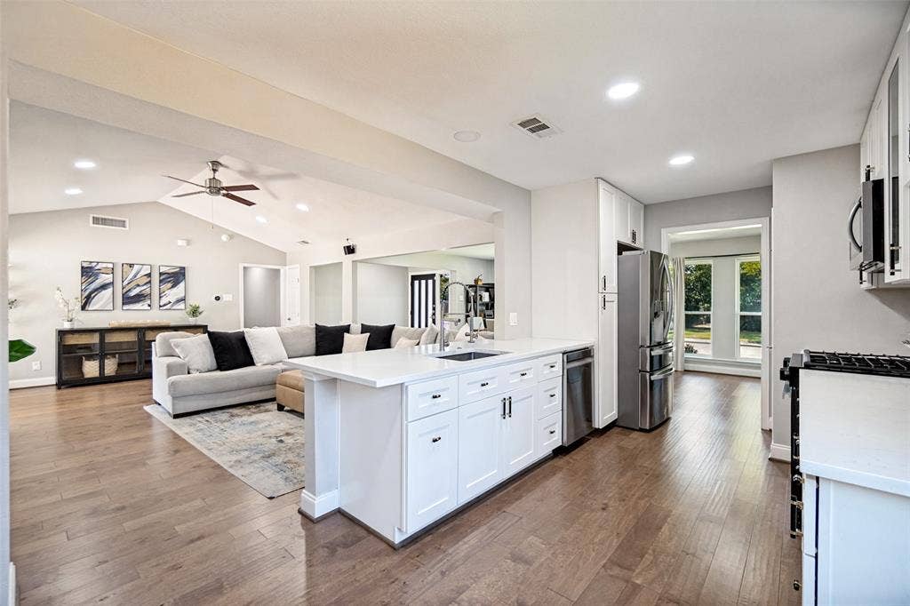 4137 Candlenut Lane, Dallas, TX 75244 4137 Candlenut Lane, Dallas, TX 75244