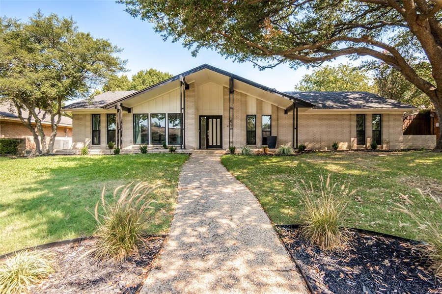 Property photo for 4137 Candlenut Lane, Dallas, TX