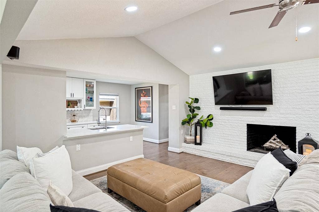 4137 Candlenut Lane, Dallas, TX 75244 4137 Candlenut Lane, Dallas, TX 75244
