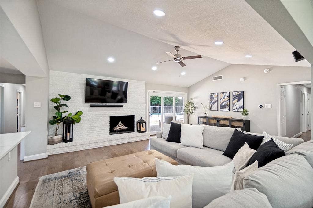 4137 Candlenut Lane, Dallas, TX 75244 4137 Candlenut Lane, Dallas, TX 75244