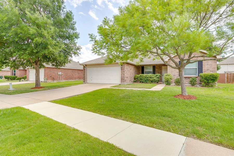 Property photo for 1313 Lauren Drive, Burleson, TX