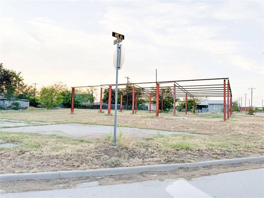 Property photo for 511 E 8th Street, Cisco, TX