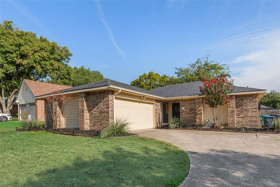 Property photo for 10140 Indian Mound Road, Fort Worth, TX
