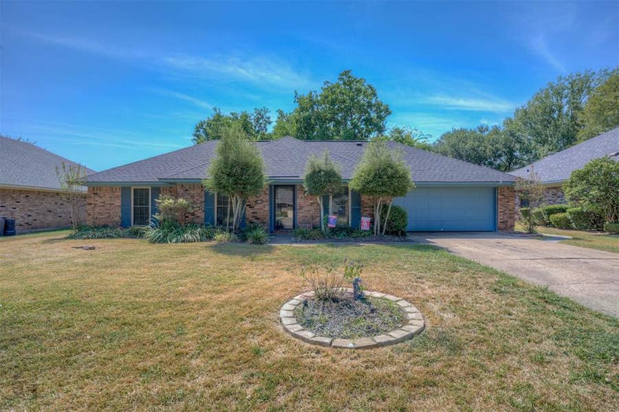 Property photo for 509 Parklane Drive, Bossier City, LA