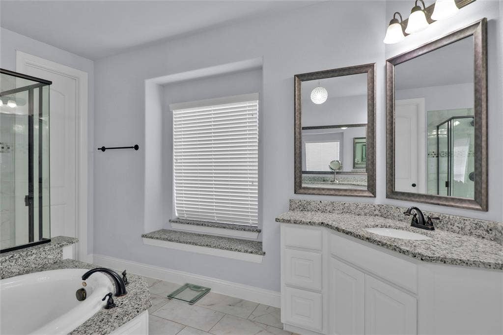 Second vanity and window seat.