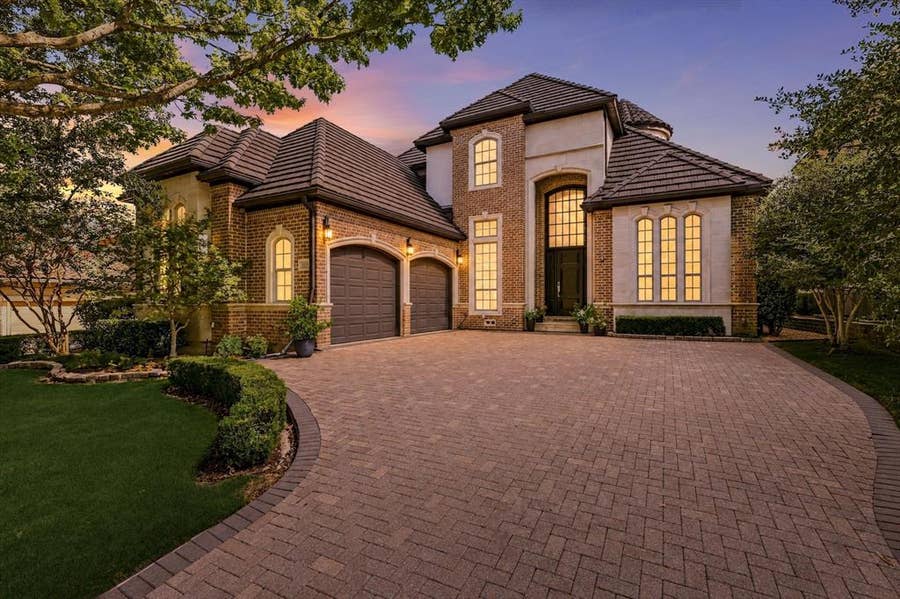 Property photo for 4320 Saint Andrews Boulevard, Irving, TX