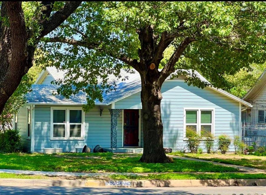 Property photo for 1720 Grand Avenue, Fort Worth, TX