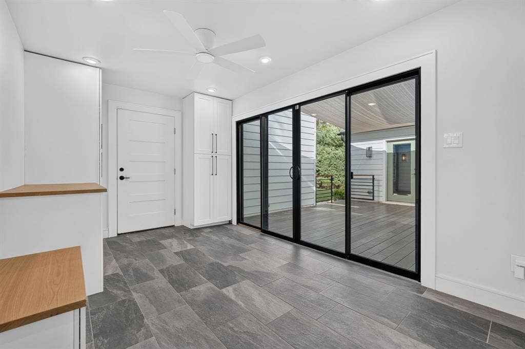 3911 Highgrove Drive, Dallas, TX 75220 3911 Highgrove Drive, Dallas, TX 75220