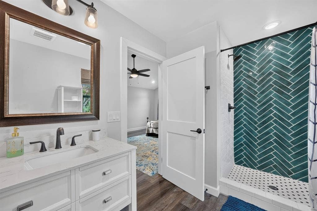3911 Highgrove Drive, Dallas, TX 75220 3911 Highgrove Drive, Dallas, TX 75220