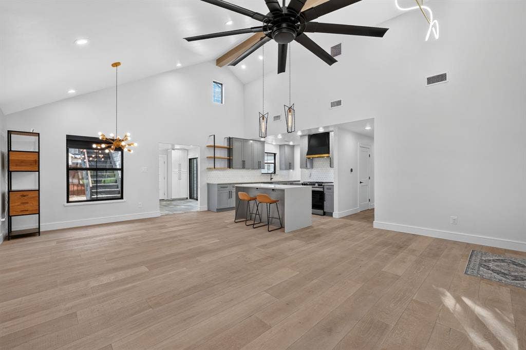 3911 Highgrove Drive, Dallas, TX 75220 3911 Highgrove Drive, Dallas, TX 75220