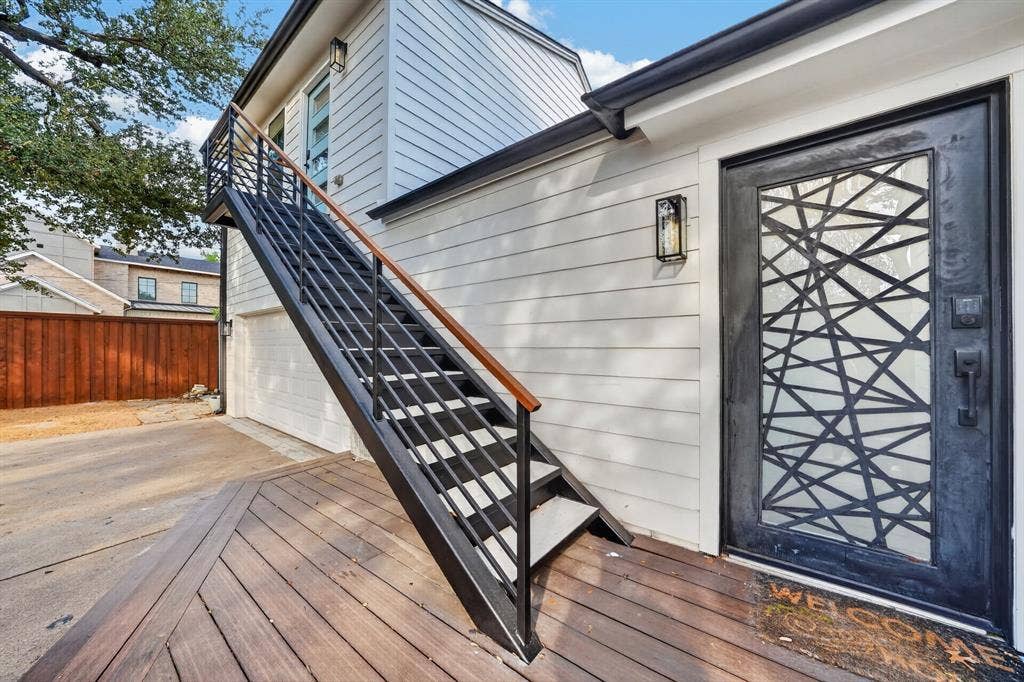 3911 Highgrove Drive, Dallas, TX 75220 3911 Highgrove Drive, Dallas, TX 75220