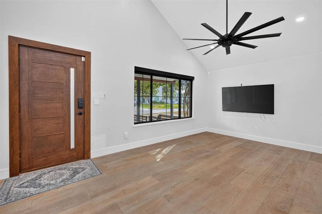 3911 Highgrove Drive, Dallas, TX 75220 3911 Highgrove Drive, Dallas, TX 75220