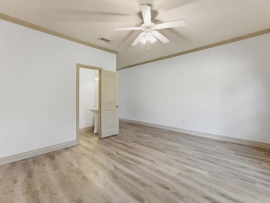 Property photo for 1530 Aldra Drive, Fort Worth, TX