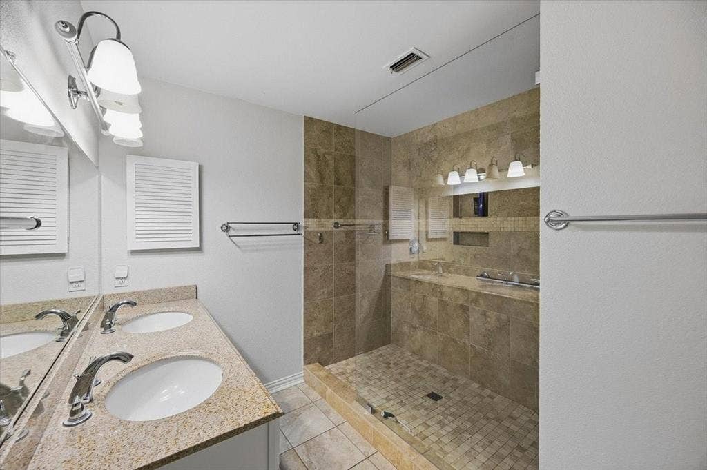 264 Jefferson Parkway, Fort Worth, TX 76107