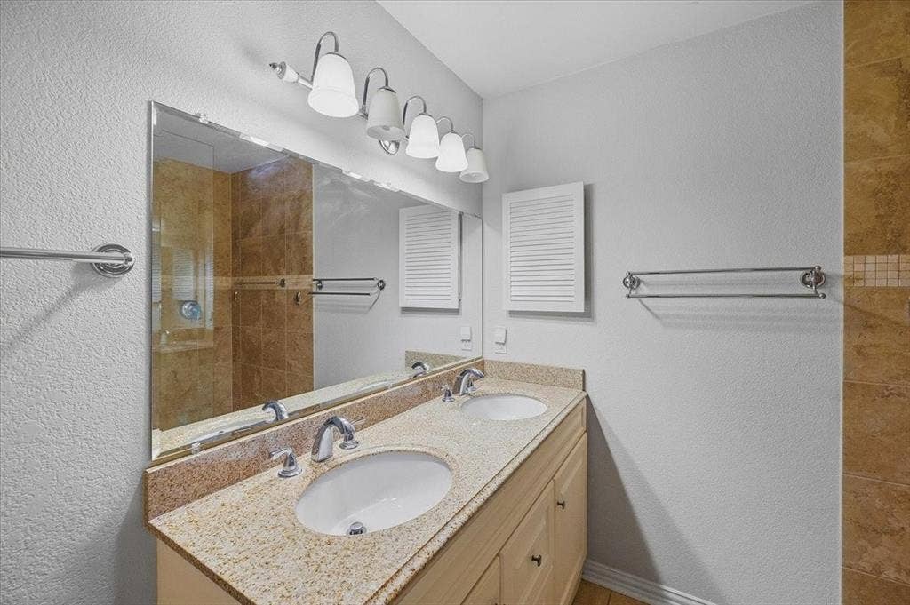 264 Jefferson Parkway, Fort Worth, TX 76107