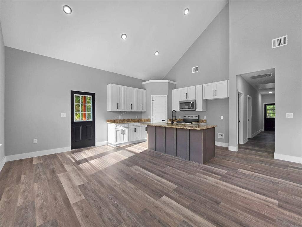 4924 Boca Chica, Malakoff, TX 75148