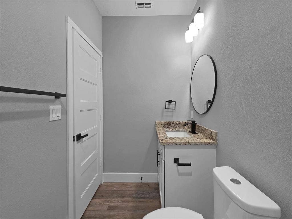 4924 Boca Chica, Malakoff, TX 75148