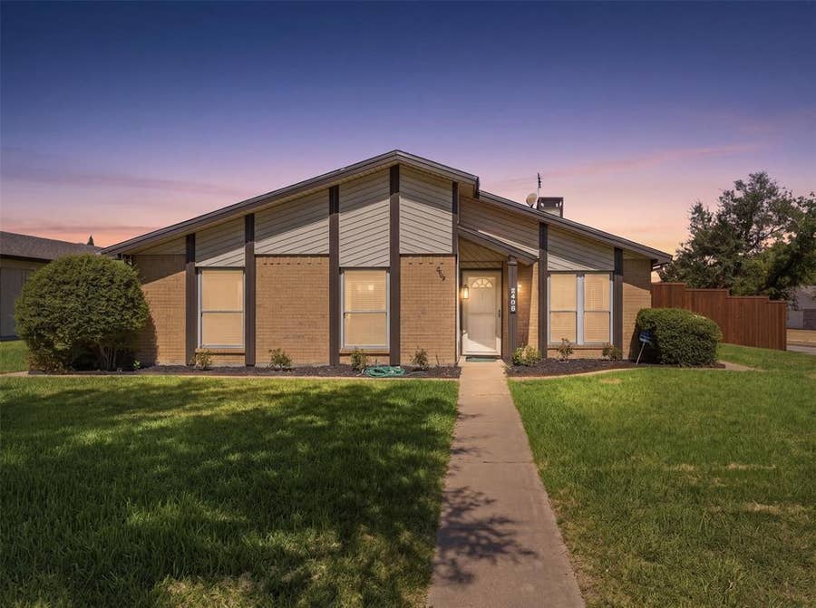 Property photo for 2409 Raintree Drive, Plano, TX