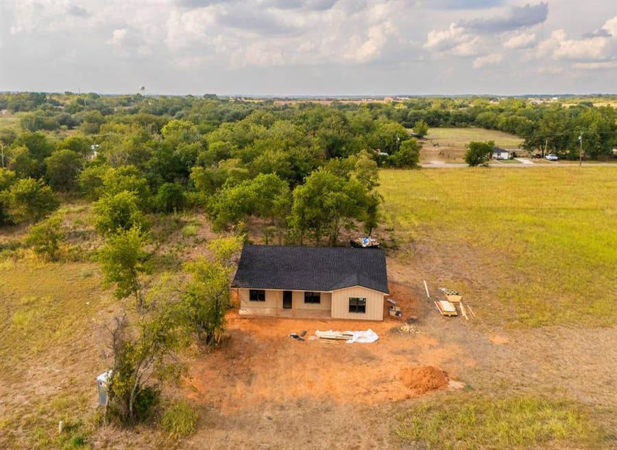 Property photo for 506 F Street, Meridian, TX