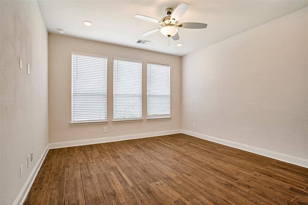 10950 Downy Cup Drive, Frisco, TX 75035 10950 Downy Cup Drive, Frisco, TX 75035