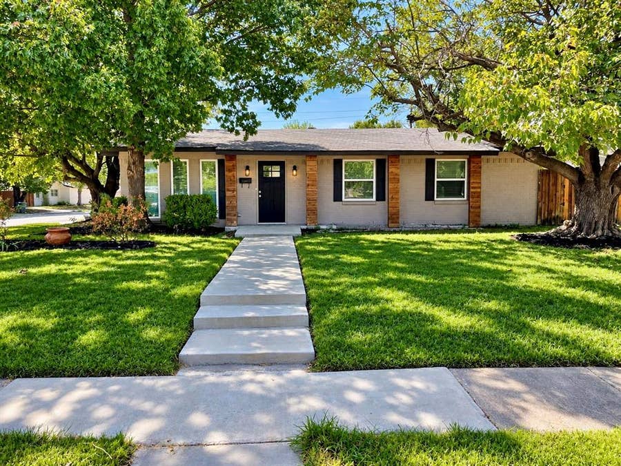 Property photo for 2976 Sundial Drive, Dallas, TX