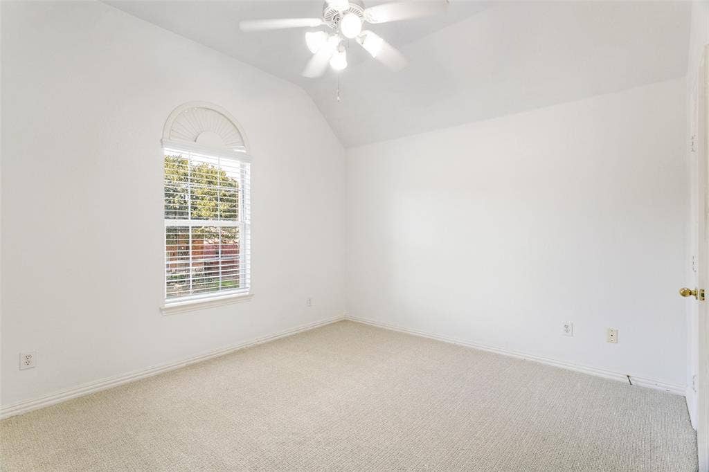 1224 Willowdale Lane, Irving, TX 75063